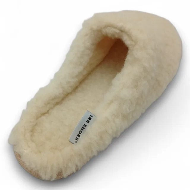 Kapeć IRE SHOES KWD25-254 ecru — zbliżenie wnętrza i bocznej wszywki