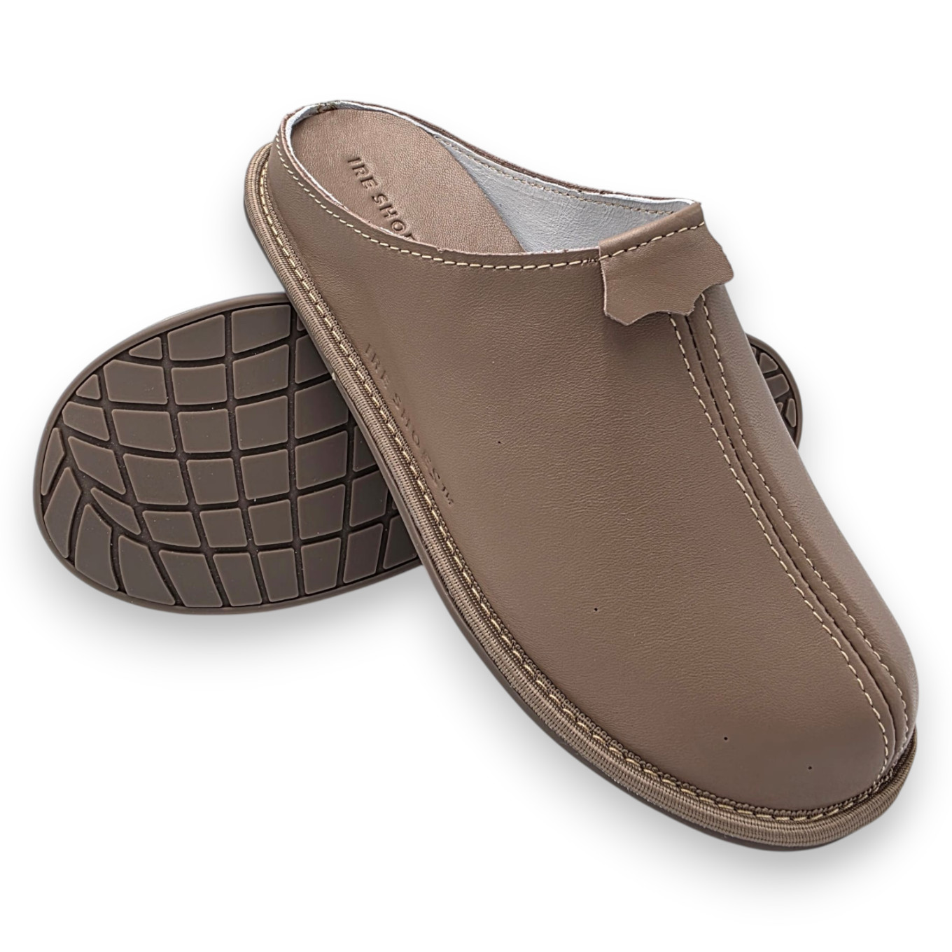 Kapcie IRE SHOES KDLPvc-277 — ujęcie z góry i wzór spodu
