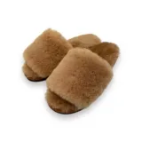 Para brązowych kapci KFG2207-030 z otwartym przodem