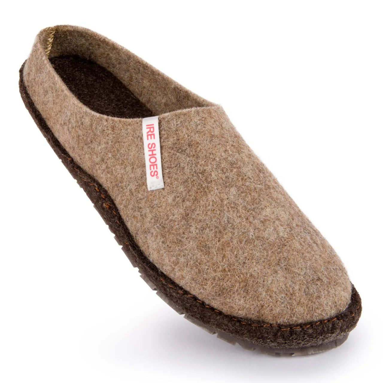 Beżowy kapeć KFPVC24-211 z góry i przodu z białą metką IRE SHOES